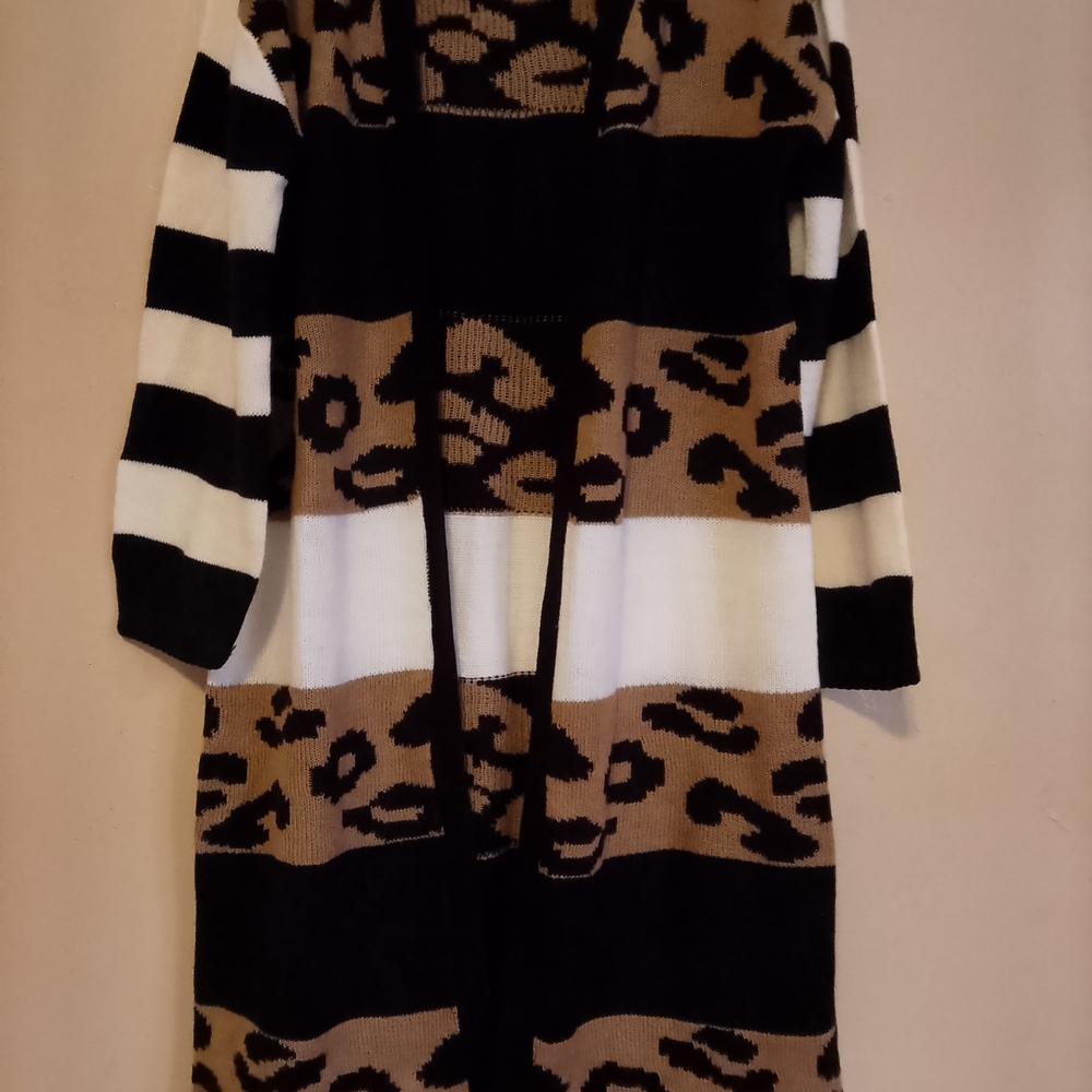 Leopard Print Striped Women's Sweater Like New